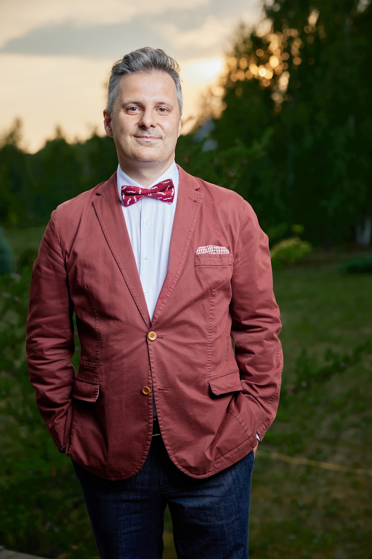 Евгений Сулес — кадр 5 из 77