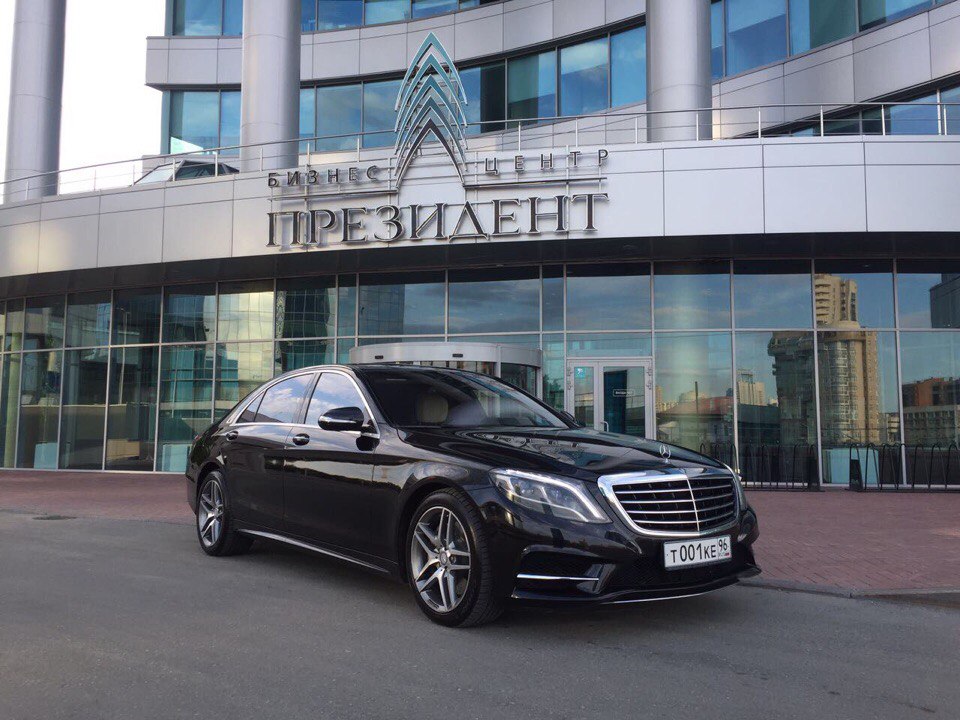 Mercedes-Benz S-Class W222