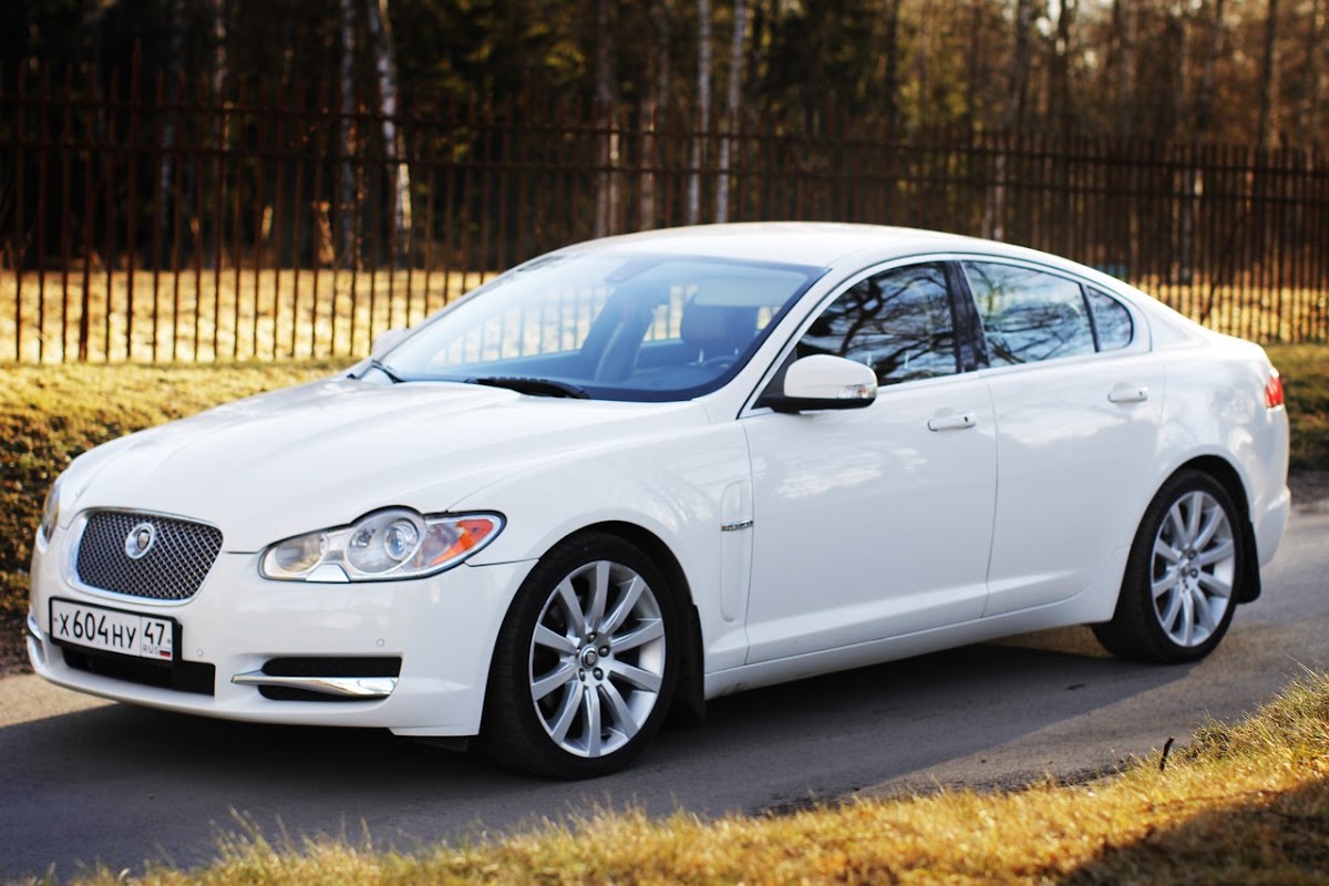 Jaguar XF