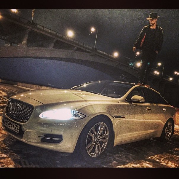 Jaguar XJ — кадр 5 из 11