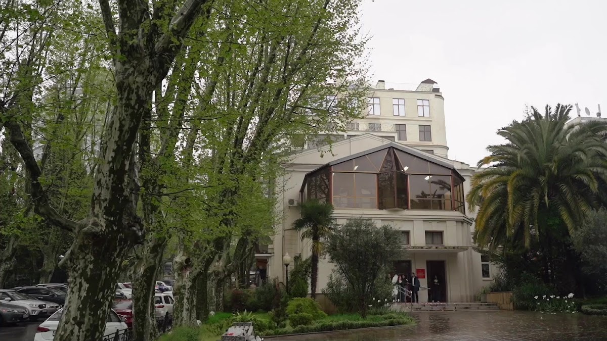 Видео