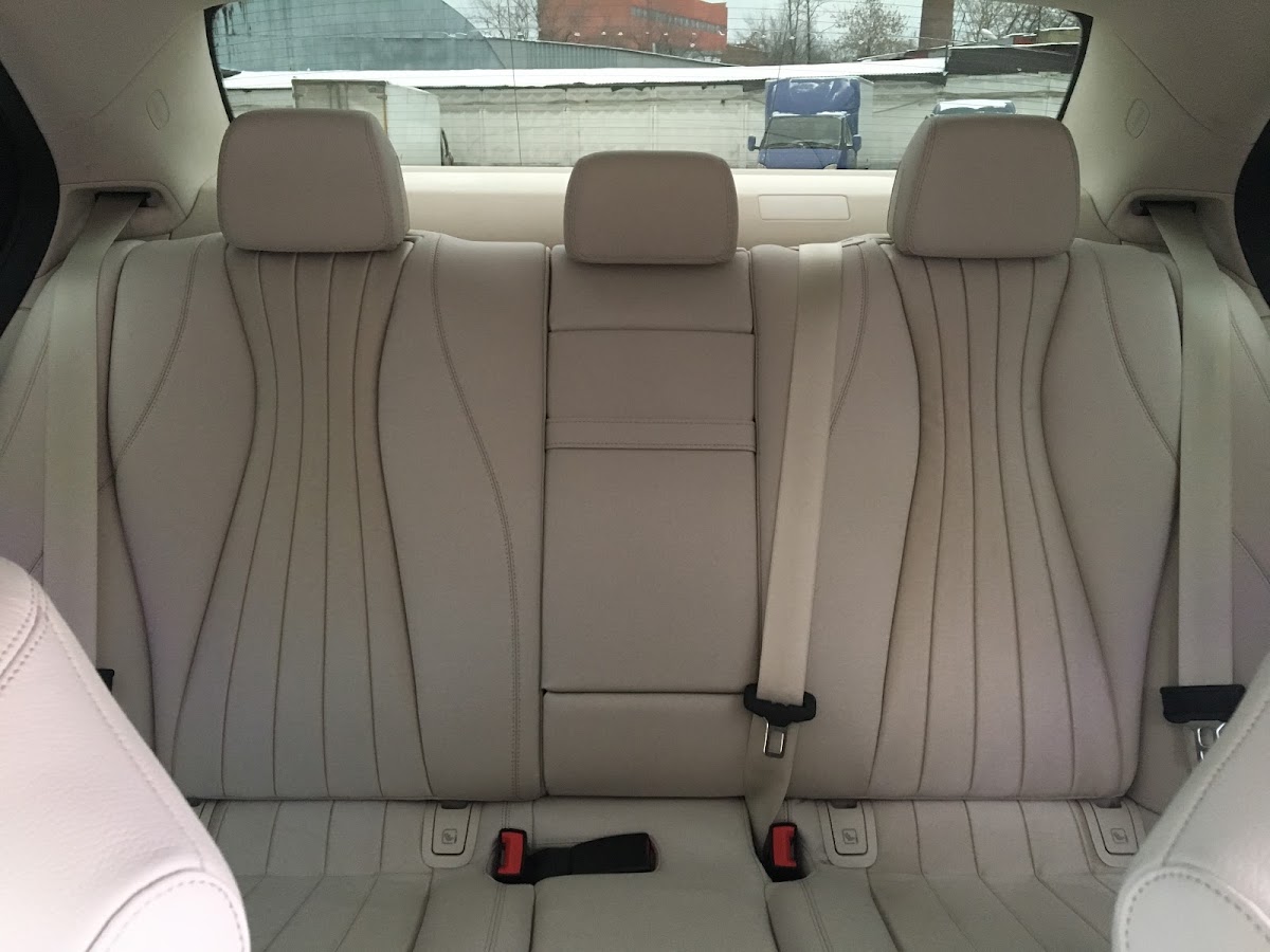 Merсedes E-class (w213) белый на светлом салоне — кадр 5 из 5