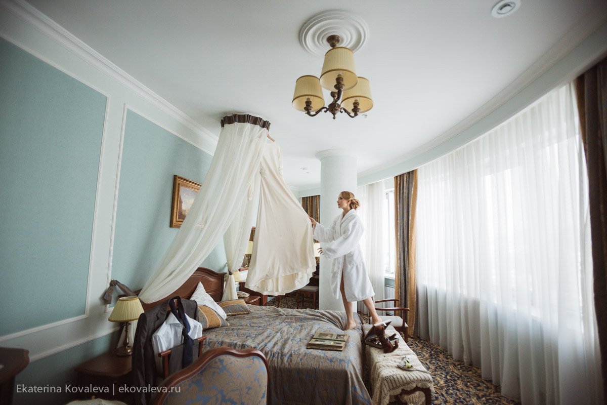 Фотосессия в номере отеля