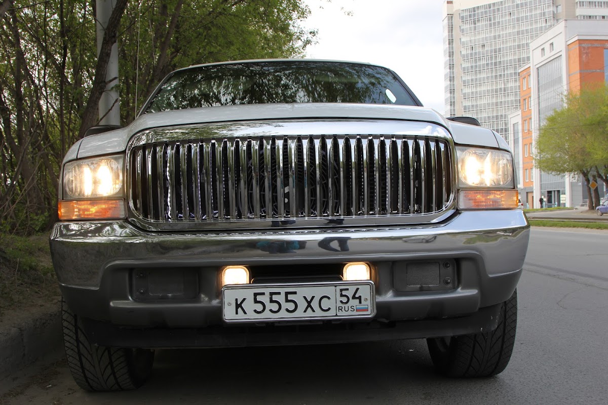 Disco Limousine Ford Excursion