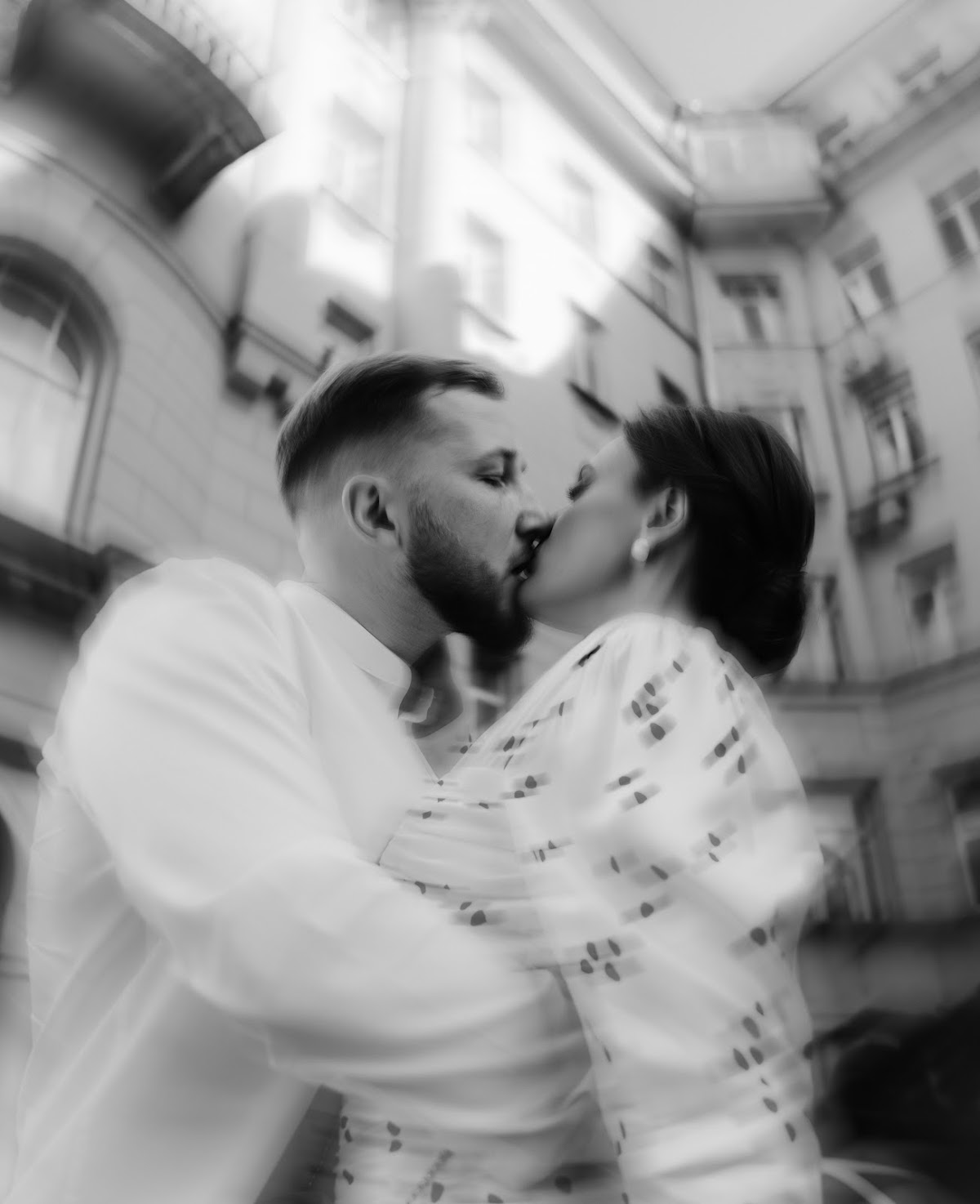 Сергей и Алия, роспись и фотосессия на улочках Кита