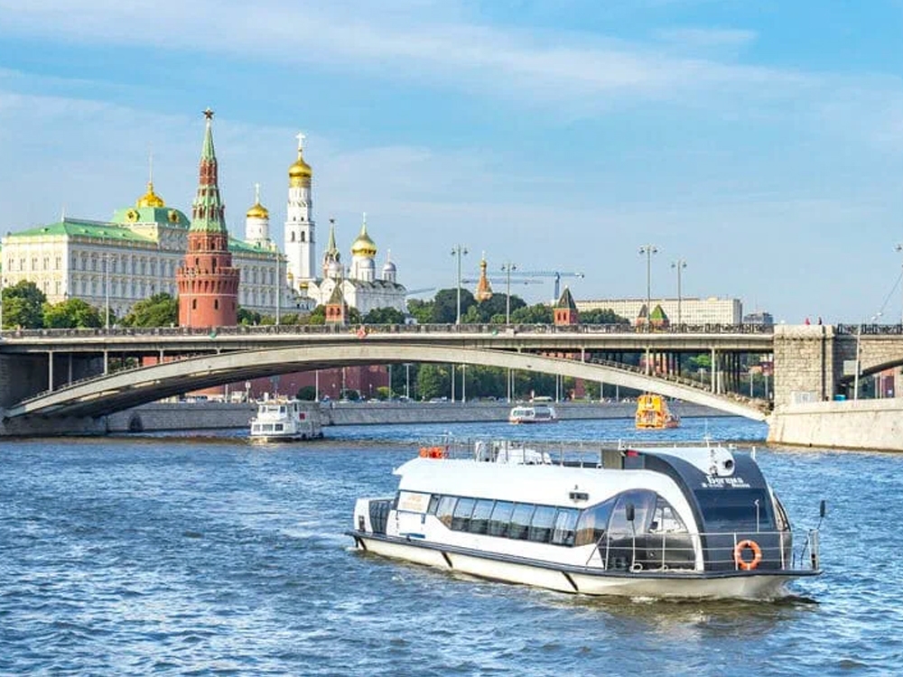 Теплоход «Богема»