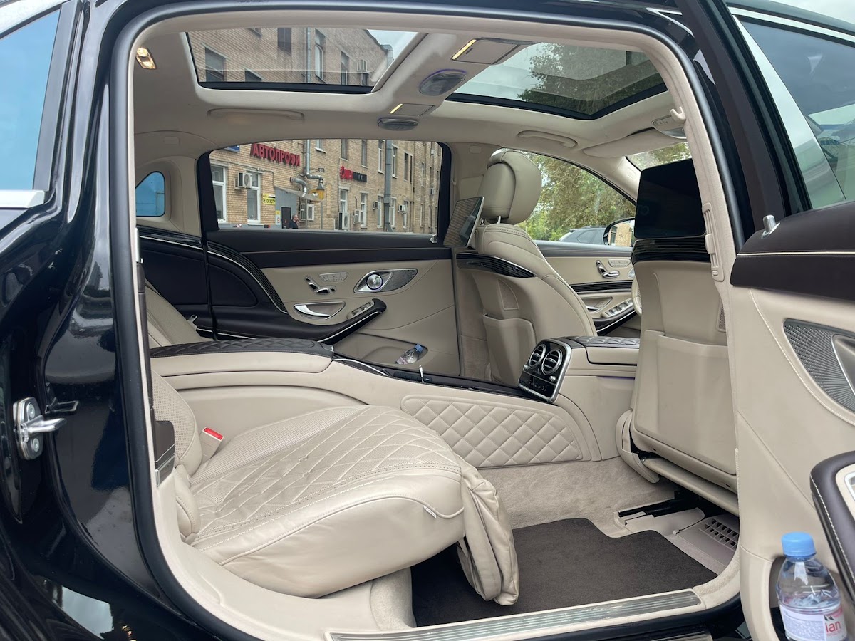 Mercedes-Benz S 560 Maybach 222 рестайлинг с светлым салоном