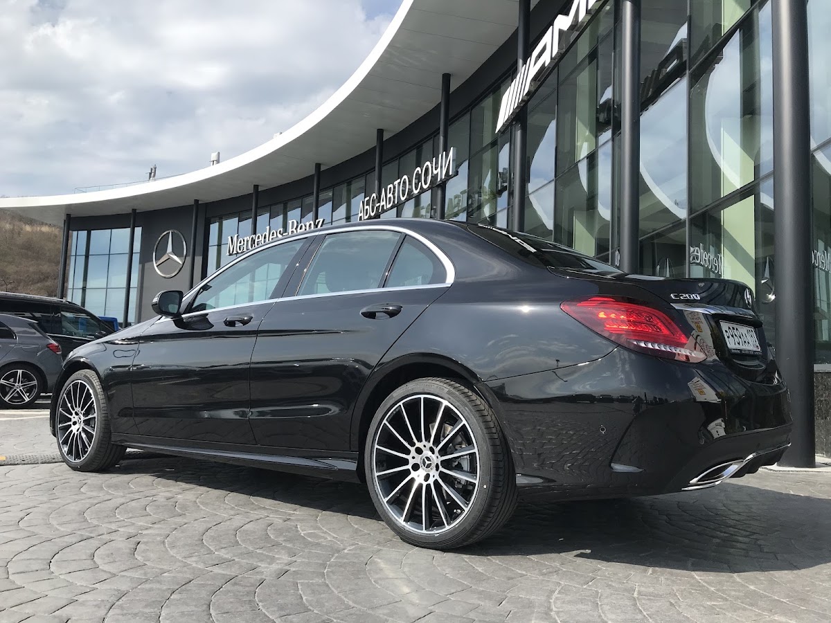 Mercedes-Benz C200 — кадр 2 из 3