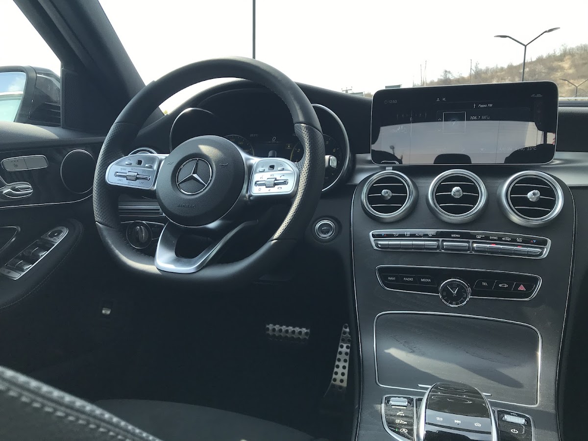 Mercedes-Benz C200 — кадр 3 из 3