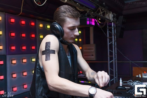 Dj Deni-M — кадр 5 из 7