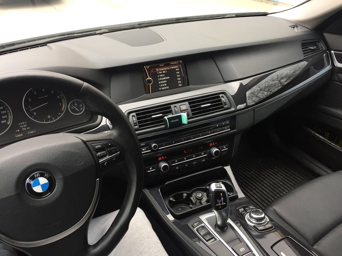BMW 5-Series F10 2014