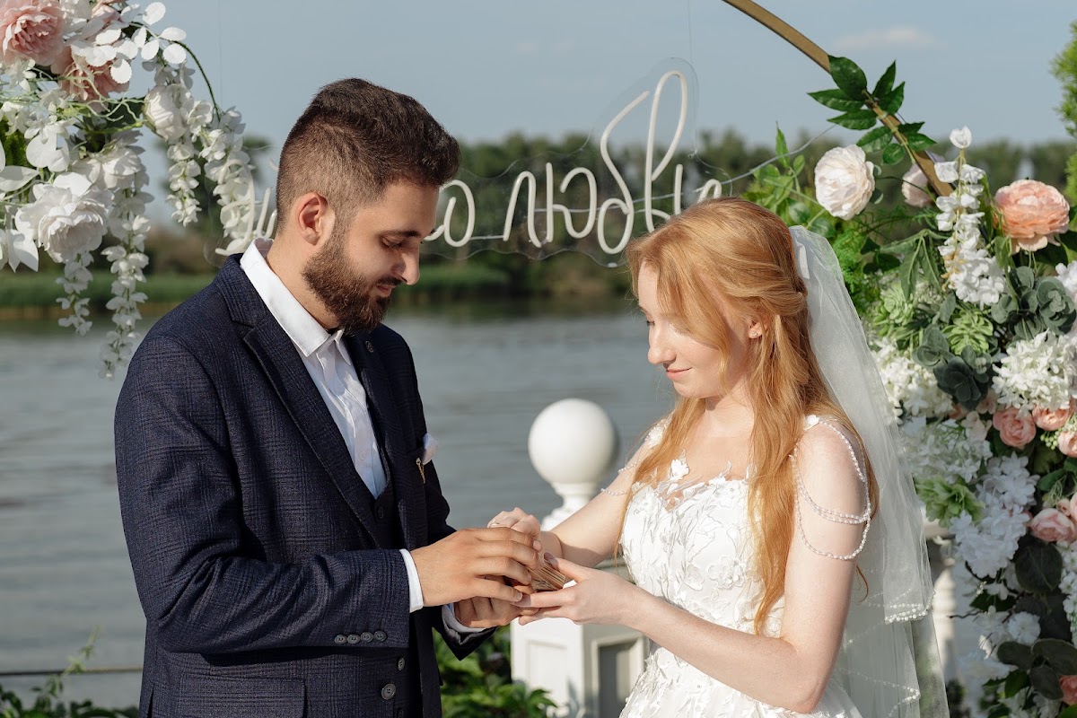 Александр и Анастасия