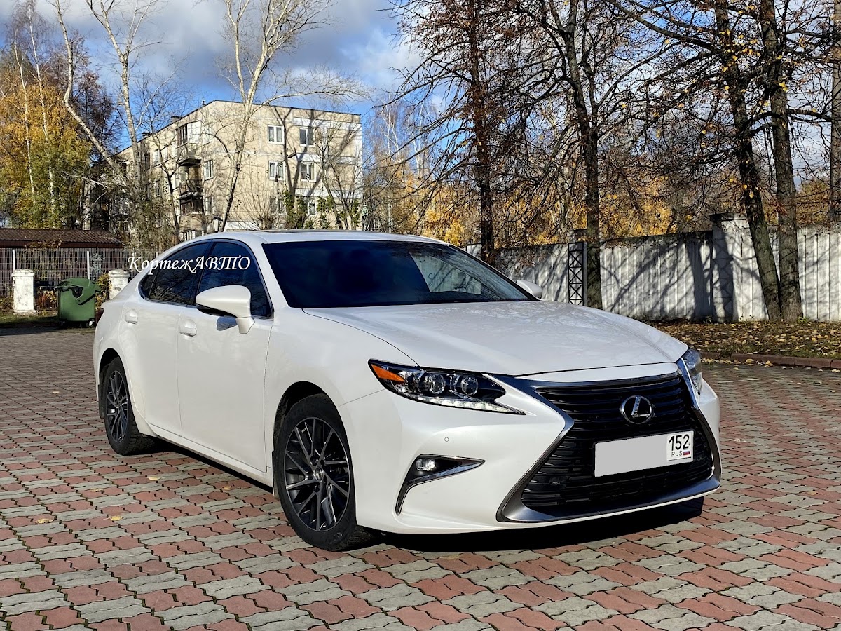 Лексус es 250 — кадр 2 из 4