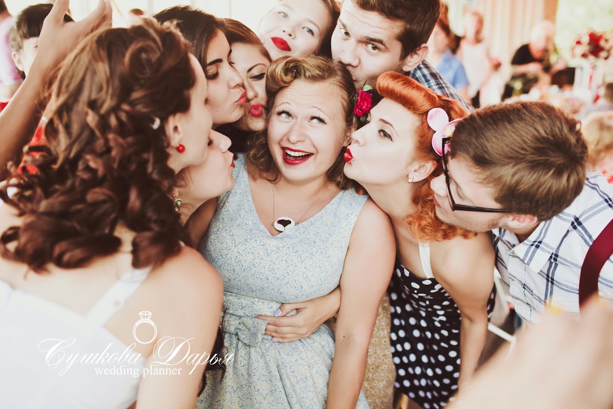 "Pin Up"