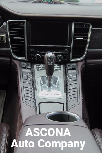 Porcshe panamera