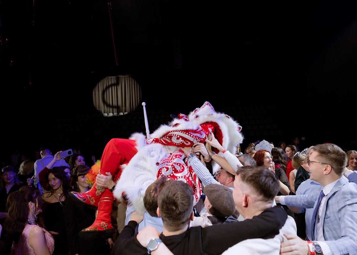 СОВКОМБАНК Circus Perfomance