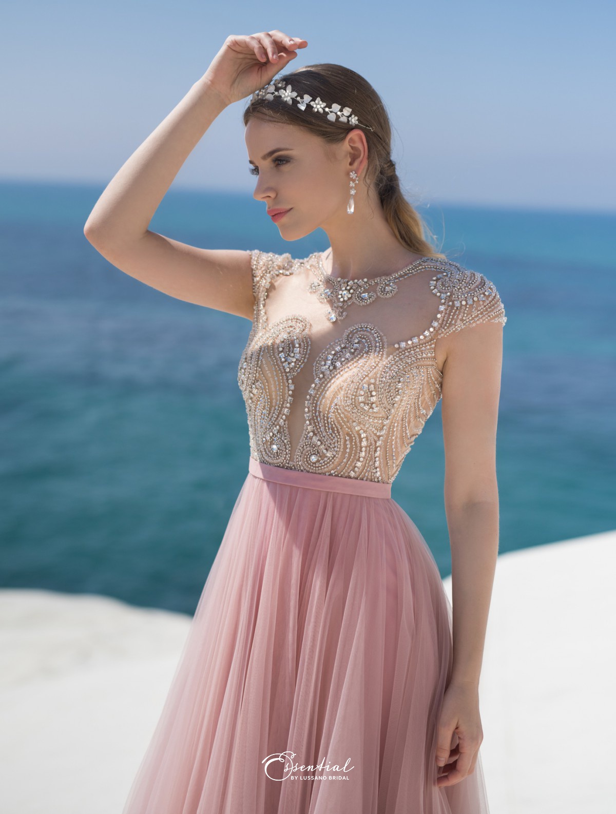 ARIANA 9132C — кадр 3 из 3