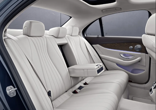 Mercedes E class — кадр 2 из 2