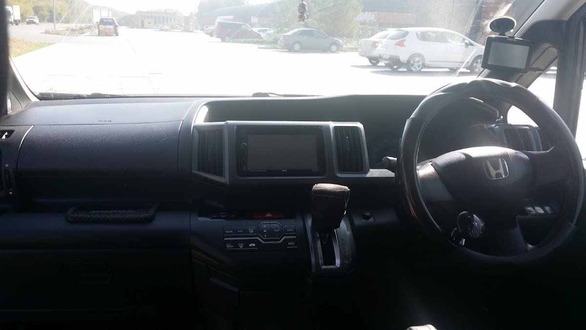 Honda stepwgn — кадр 5 из 5