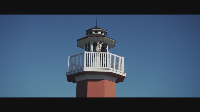 Видео