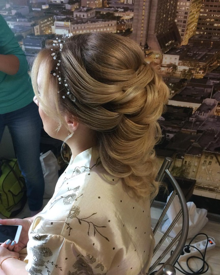 Instagram @hair_stylist_kate
