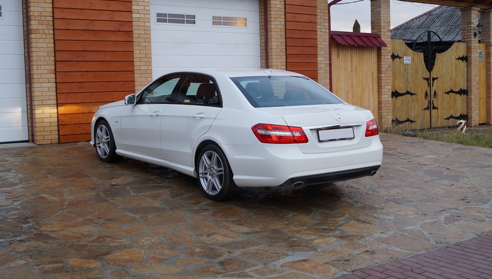 Mercedes-Benz E-Class