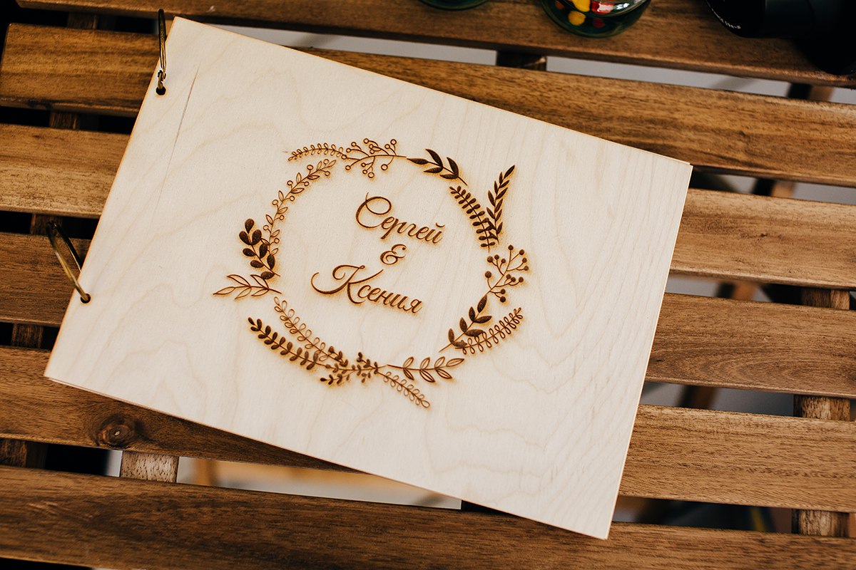 ONE LOVE decor