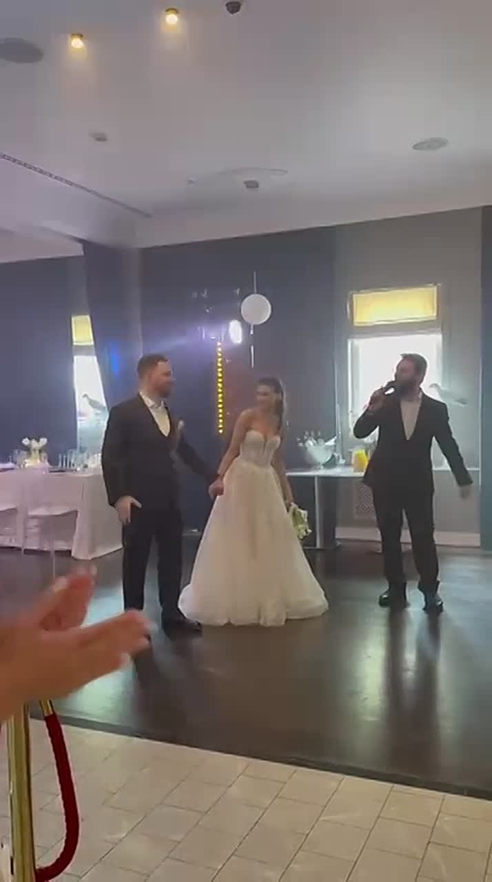 Видео