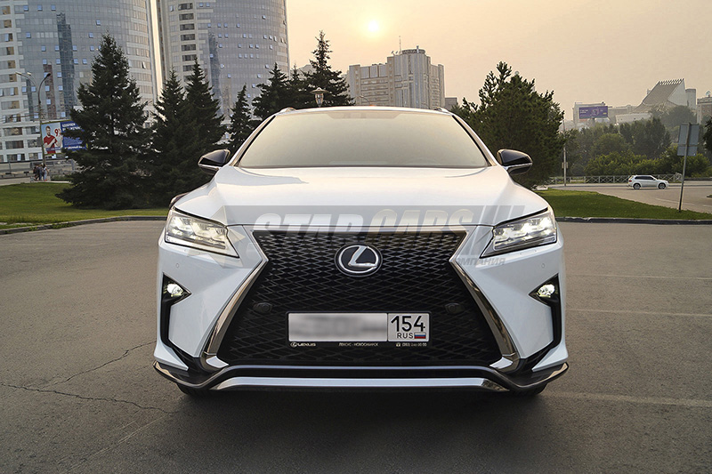 Lexus RX300 (2019) — кадр 3 из 10