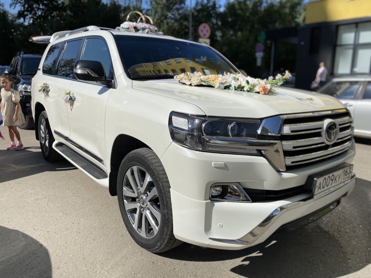 Toyota LC 200 — кадр 4 из 5