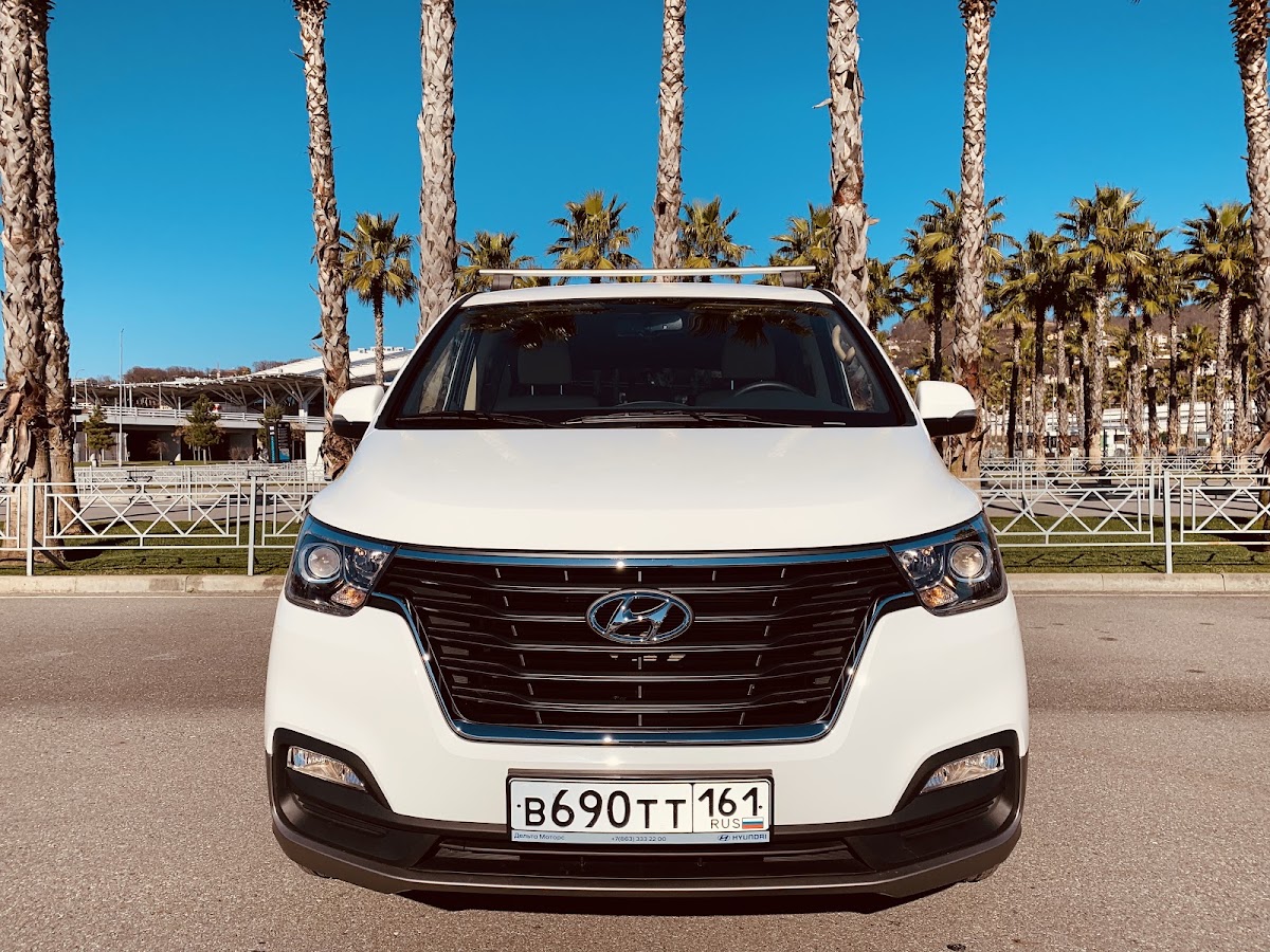 Hyundai H-1