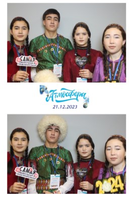 Фотографии из фотобудки