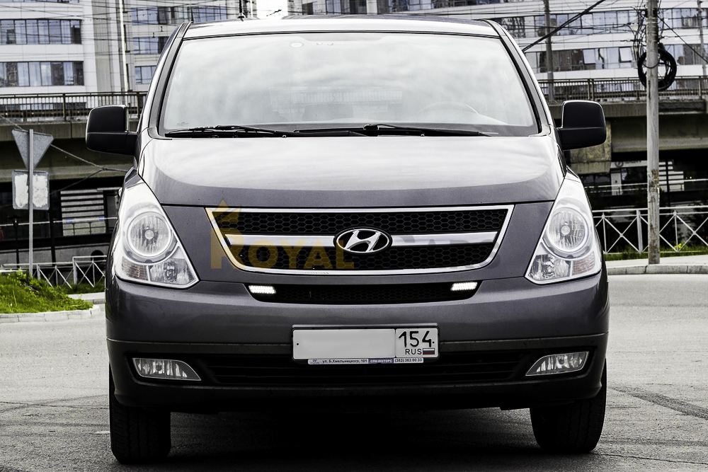 Hyundai H-1 Серый