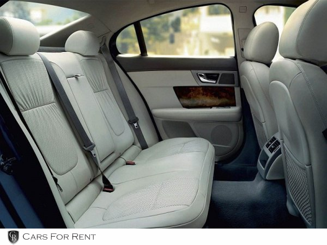 Jaguar XF Brilliant style — кадр 3 из 3