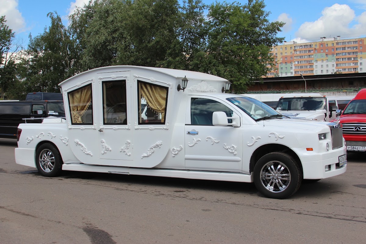 Rolls-Royce карета гос №231