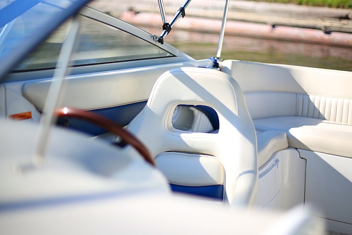 Аренда Катера Chris Craft 210