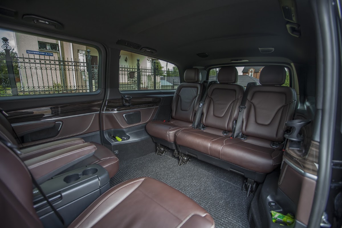 Mercedes V-class — кадр 2 из 2