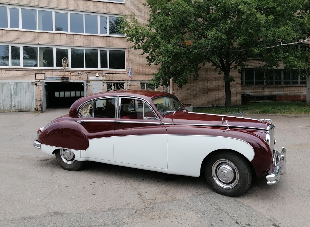 Jaguar MK9