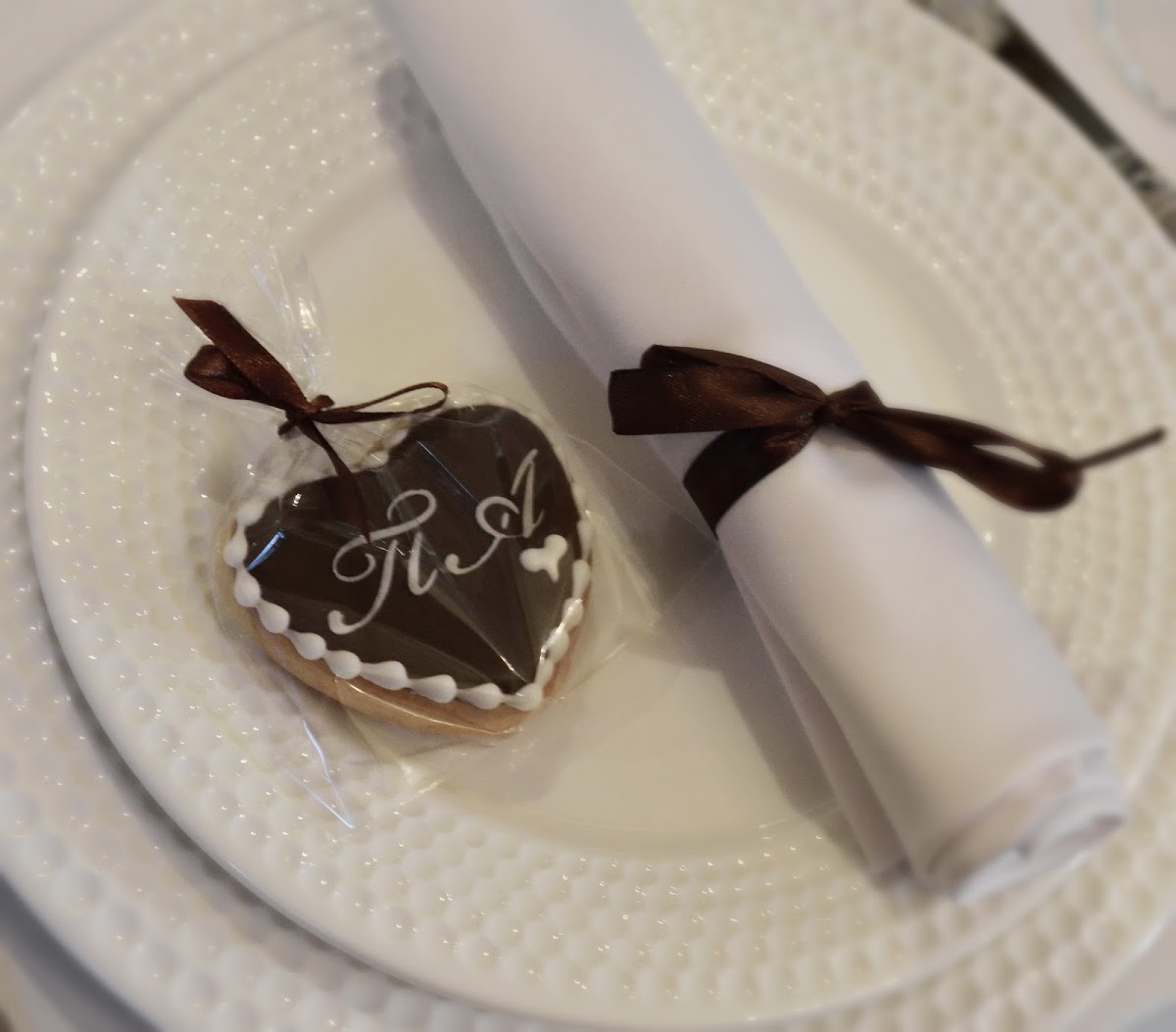 White Event Hall  свадьба с шоколадными нотками Паши и Анечки