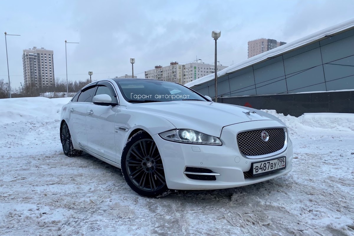 JAGUAR XJ