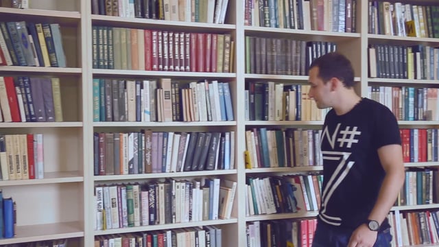 Видео