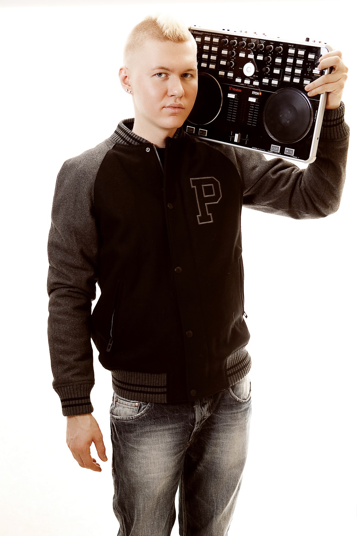 DJ CASH ONE