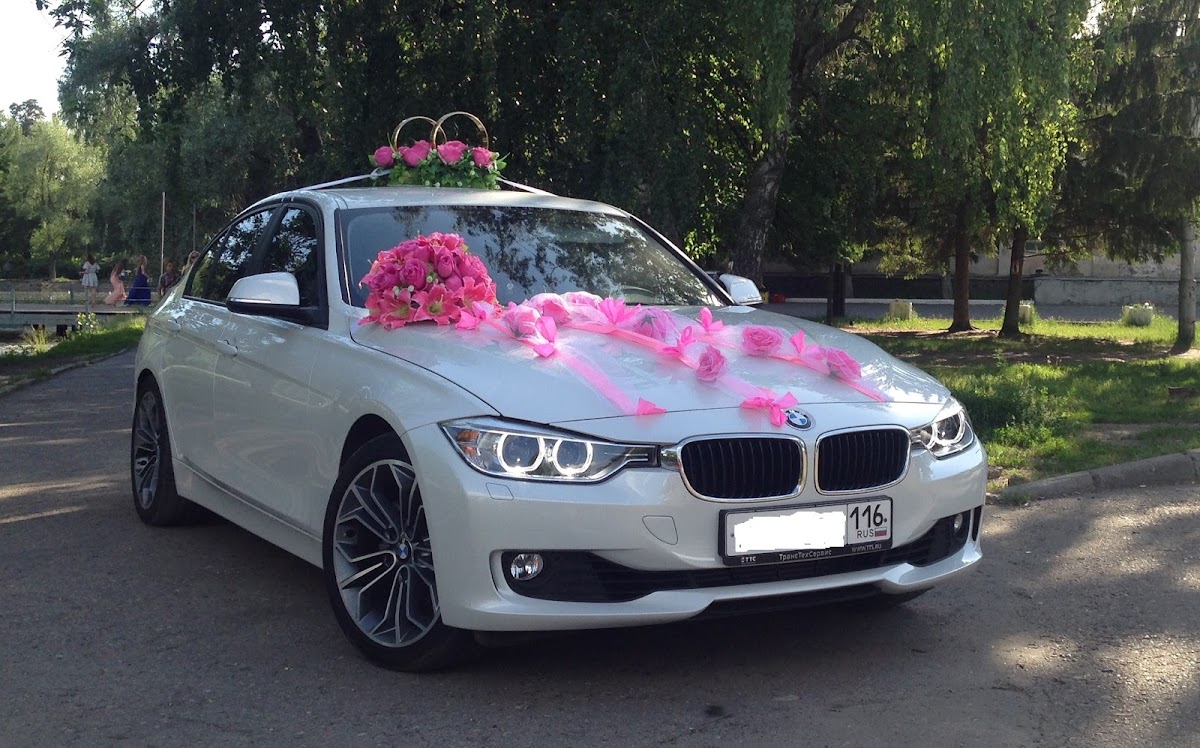 BMW 320i — кадр 2 из 5