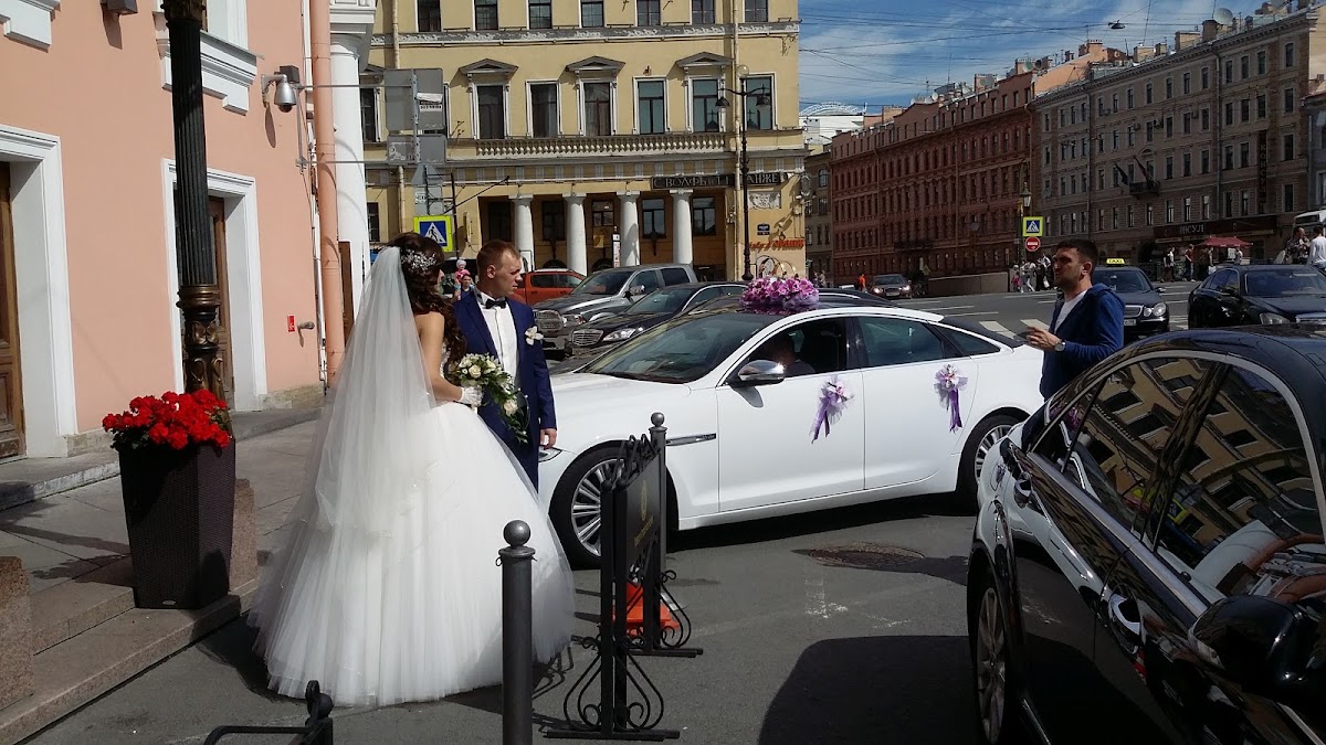 Jaguar XJ