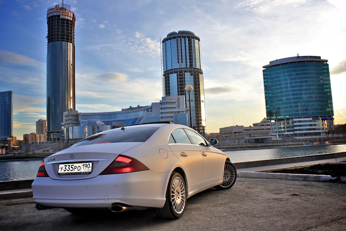 Мерседес CLS500