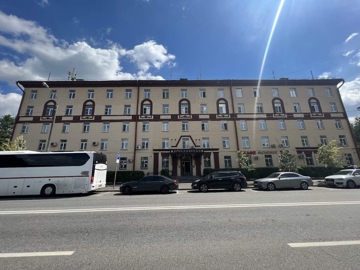 Основной зал