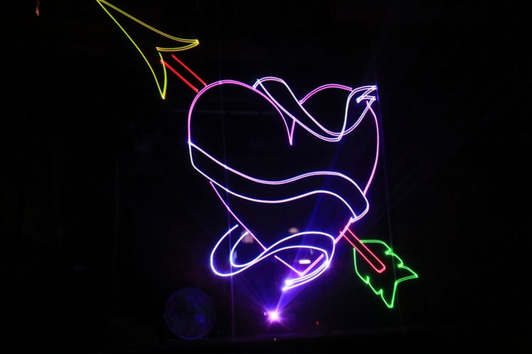 Лазерное шоу
