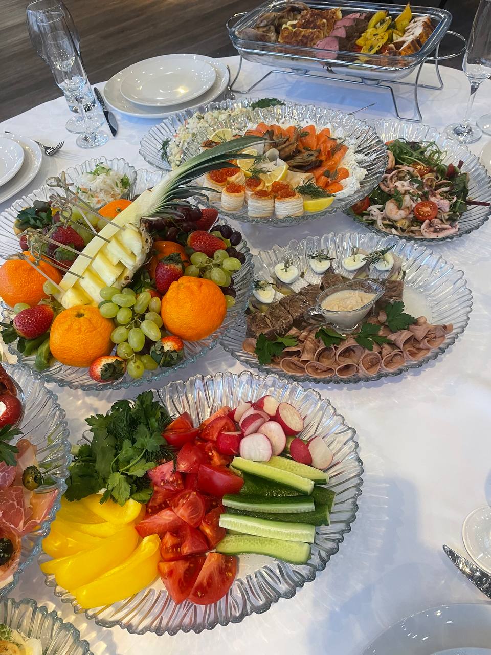Сервировка и блюда
