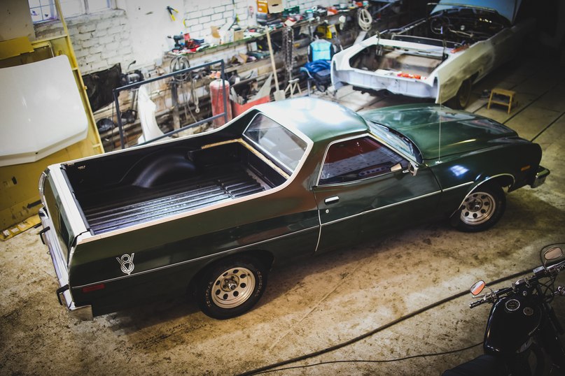 Ford Ranchero 500