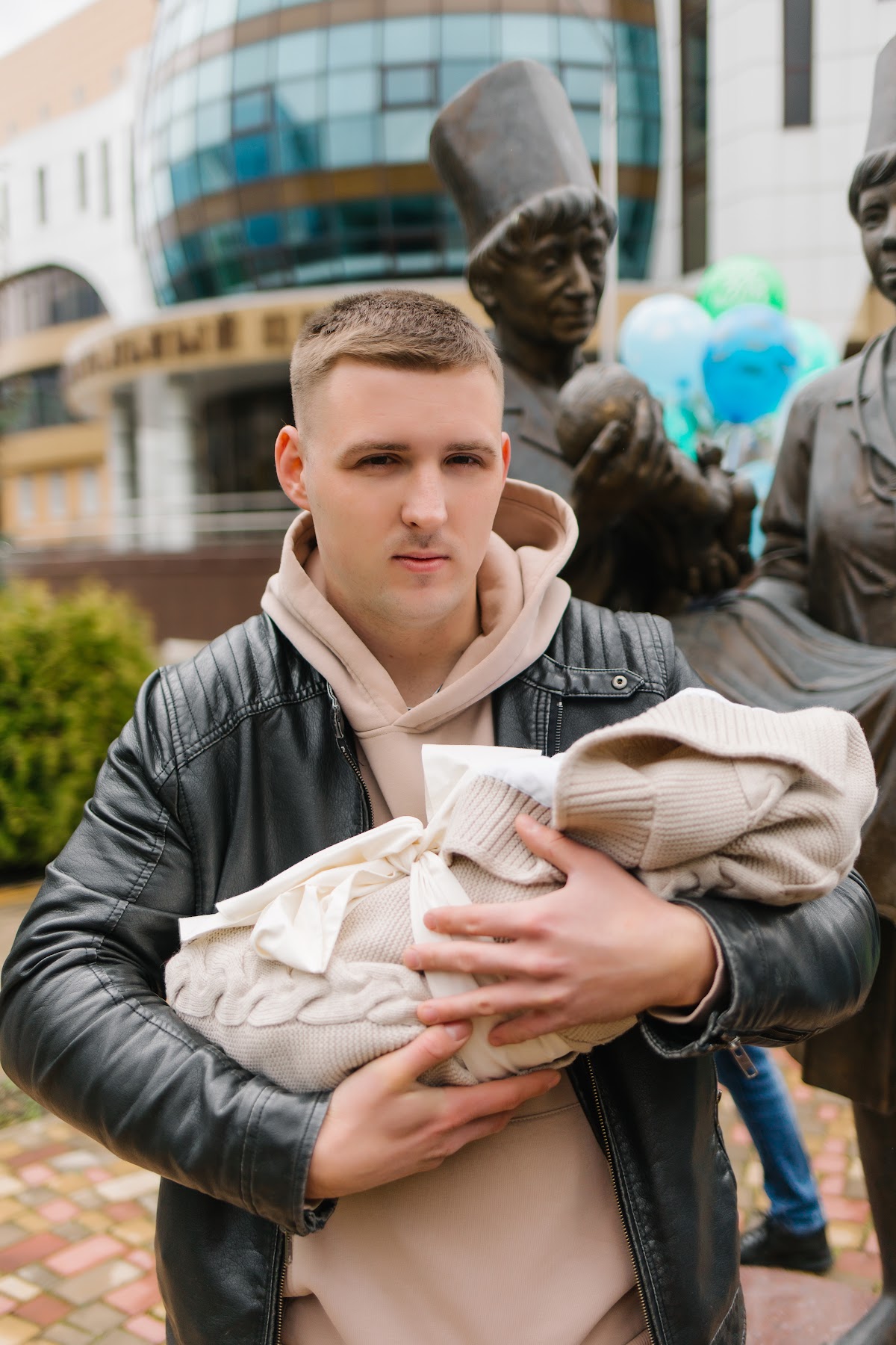 Портфолио: Выписка из роддома